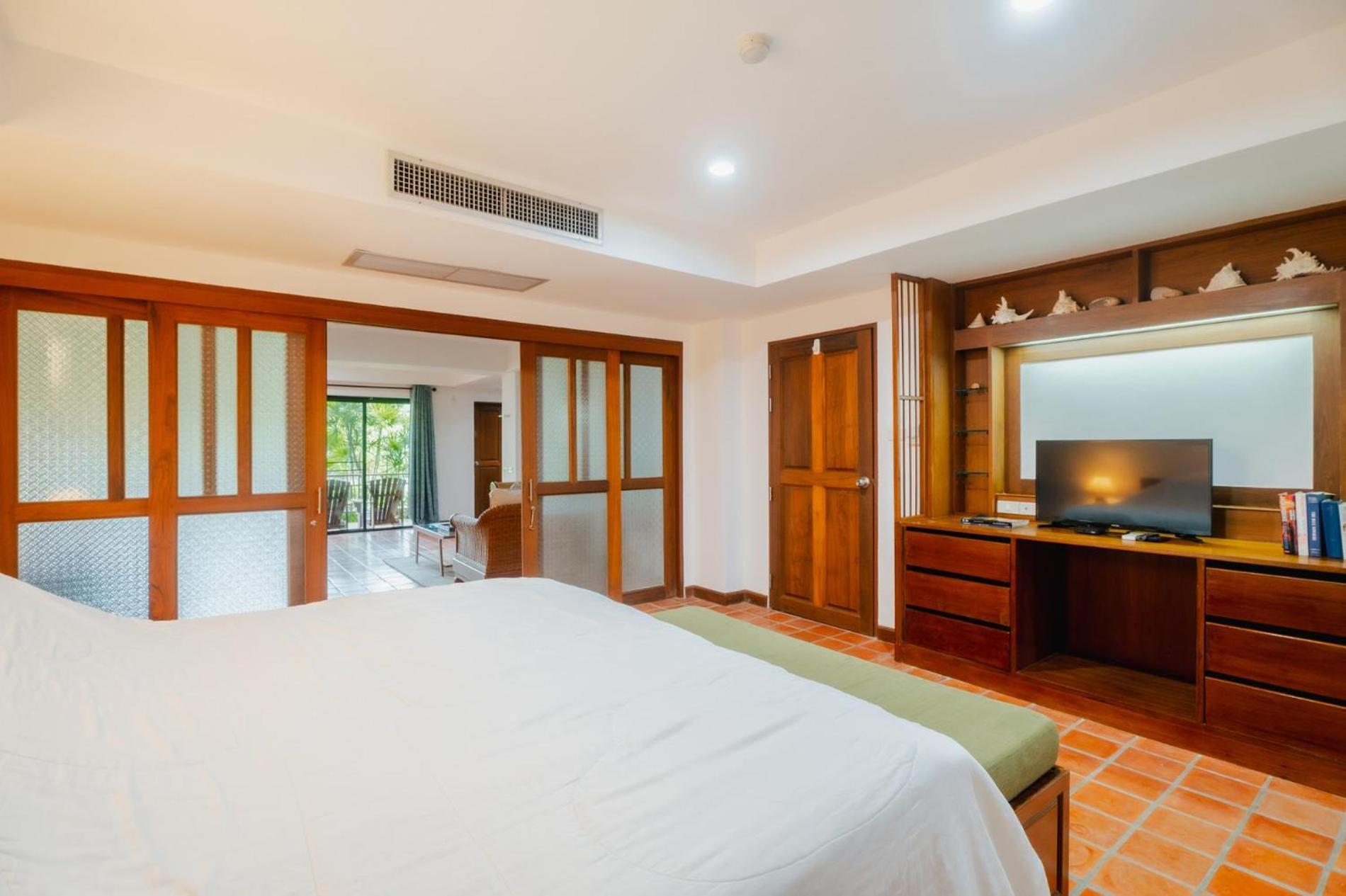 The Sands 2 Bedroom Apartment Naiharn Nai Harn Экстерьер фото